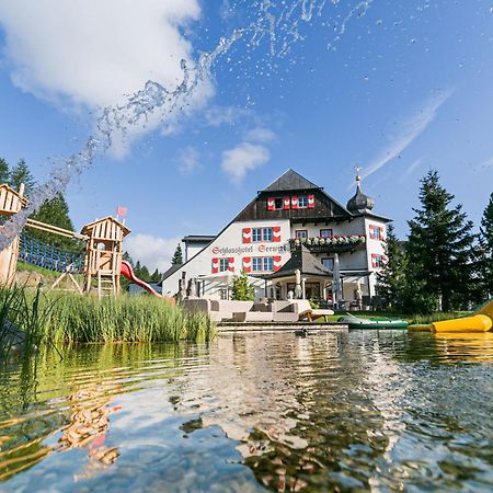 Schlosshotel Seewirt Turracher Hohe Εξωτερικό φωτογραφία