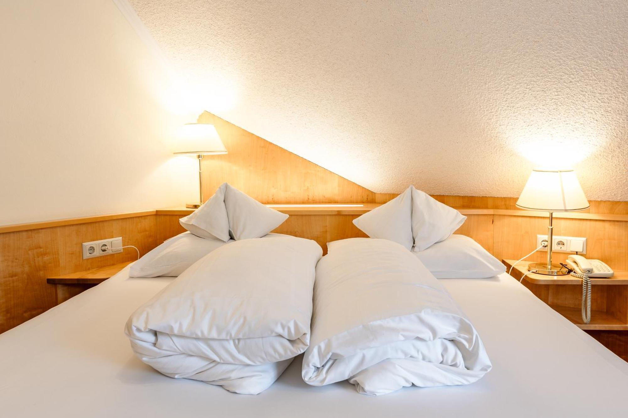 Schlosshotel Seewirt Turracher Hohe Εξωτερικό φωτογραφία